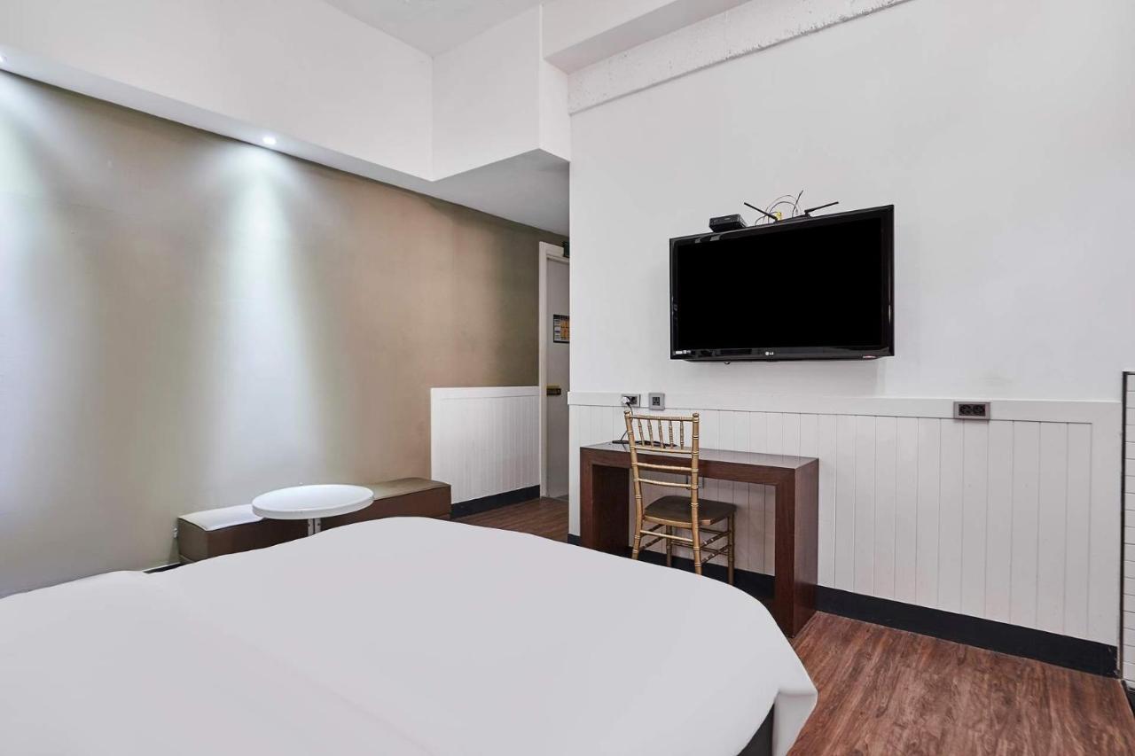 648 Hotel Seul Esterno foto