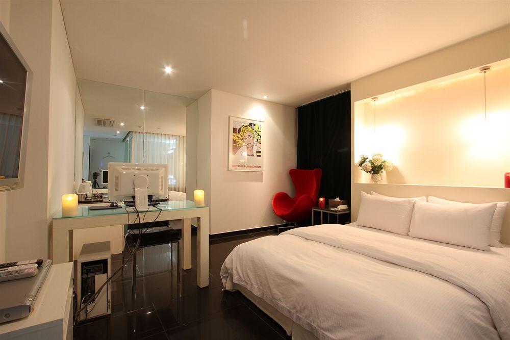 648 Hotel Seul Esterno foto